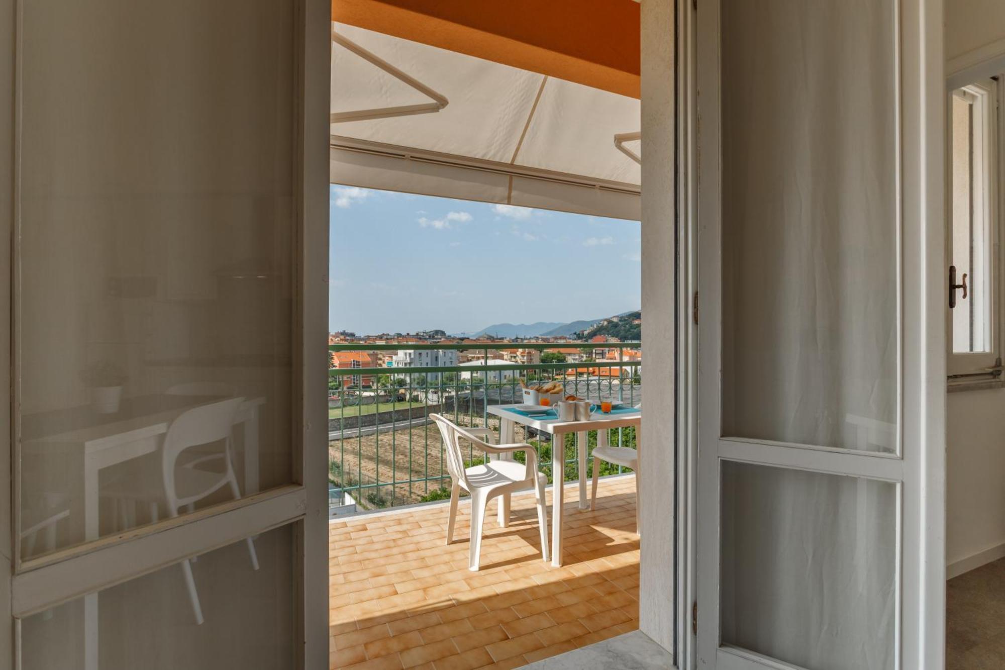 Residence Mizar Пиетра Лигуре Екстериор снимка